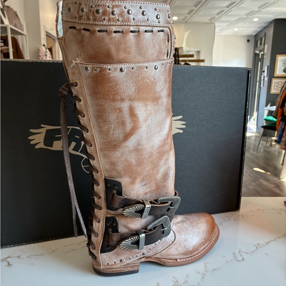 Freebird Ramona boot size 6 NWT - Picture 1 of 3
